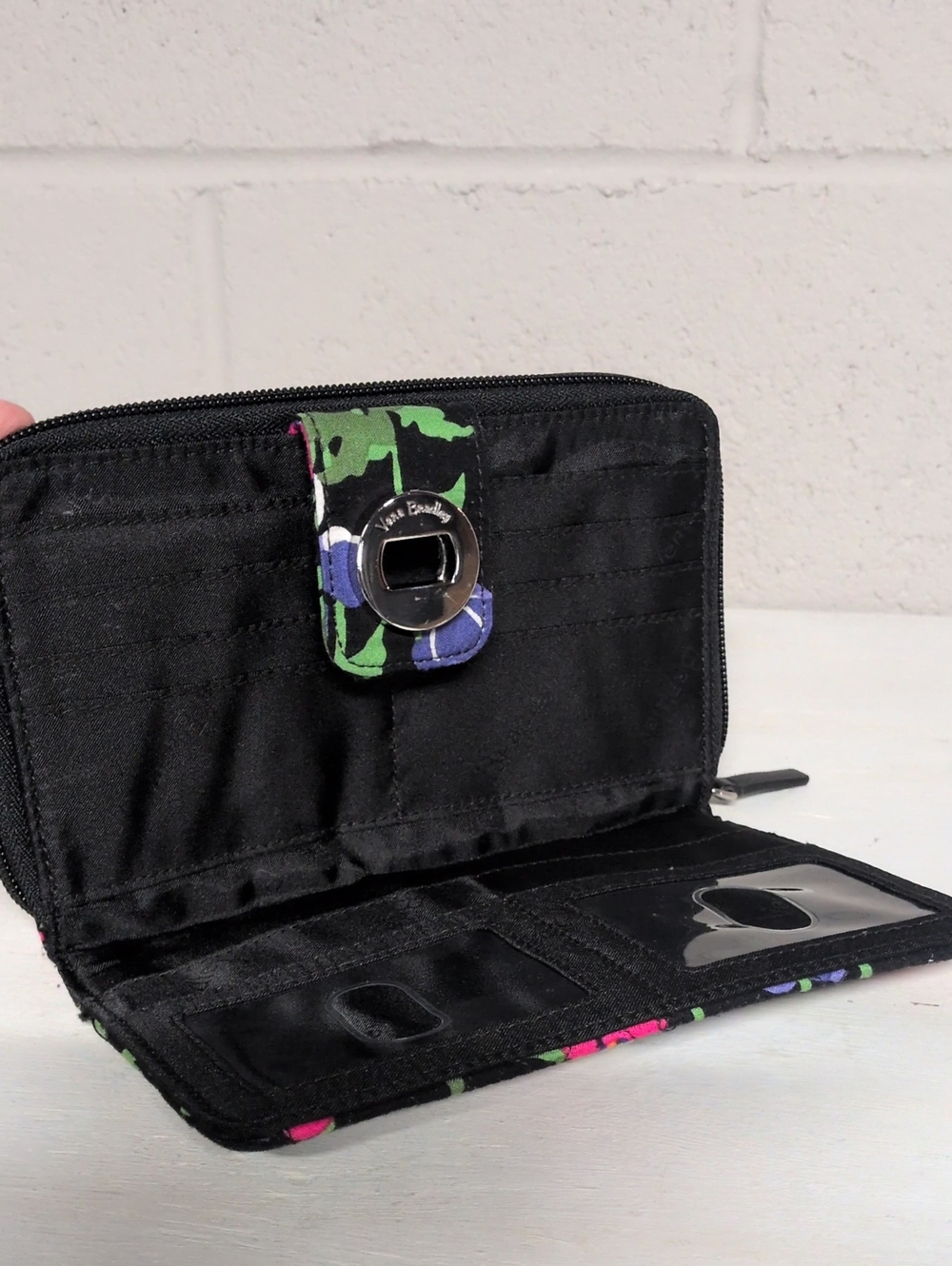 Vera Bradley Turn Lock Wallet, Wildflower Garden, like new - Picture 3 of 6
